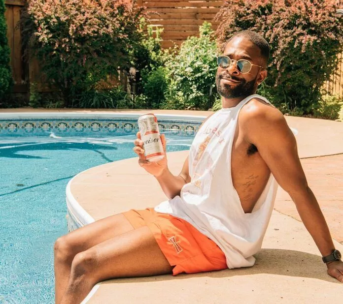 5-INCH SHORTS WITH INSEAM: UPGRADING YOUR GETAWAY WARDROBE FOR 2023